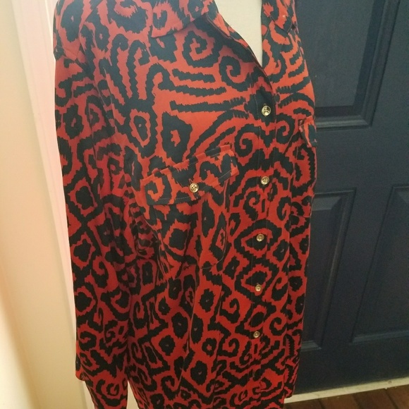 SOLD!! Reg  $75 Jones New York Signature  blouse - Picture 3 of 4